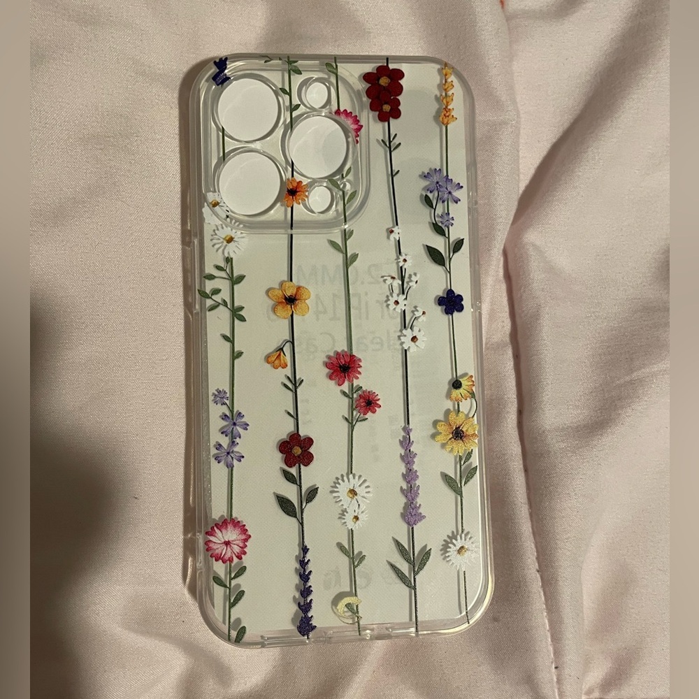 iPhone 14 Pro clear case